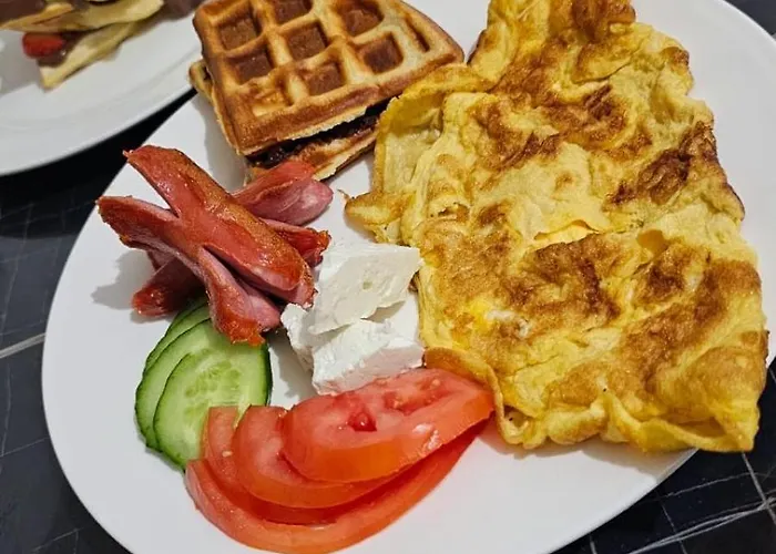 アパート Boulevard ティラナ